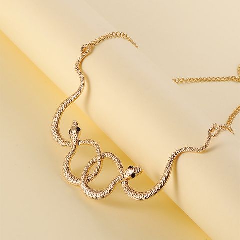 Fashion Simple Double Snake Pendant Necklace