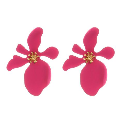 Simple Personality Three-dimensional Flower Earrings