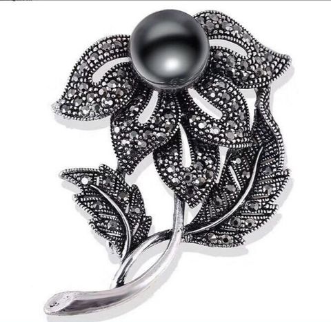 Fashion Vintage Black Rhinestone Pearl Inlaid Big Bow Flower Brooch