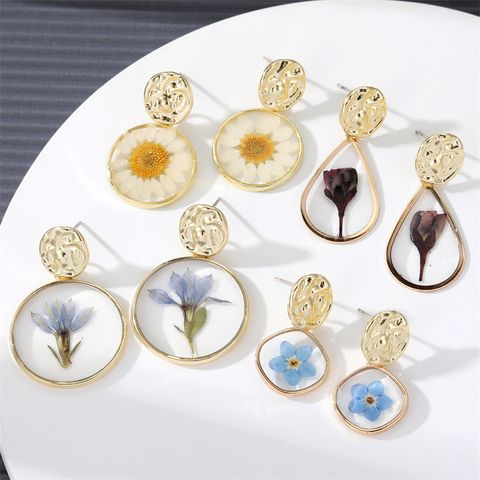 New Style Dried Flower Irregular Geometric Water Drop Round Pendant Earrings