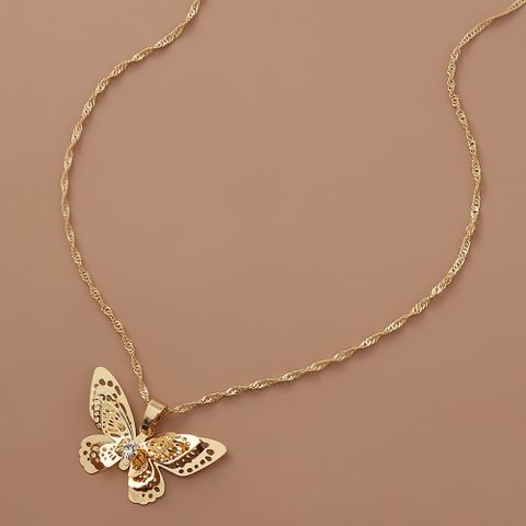 Retro Butterfly Alloy Plating Pendant Necklace 1 Piece