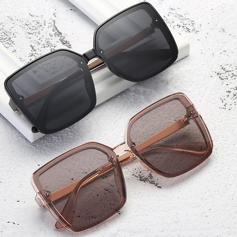 Unisex Casual Basic Fashion Solid Color Resin Square Sunglasses