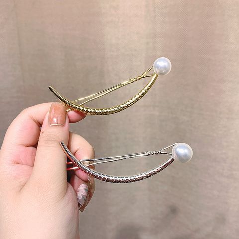 Simple Style Asymmetrical Dress Metal Artificial Pearls Hair Clip