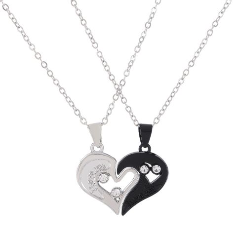 Fashion Heart Shape Alloy Metal Rhinestone Necklace