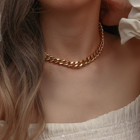 Mode Geometrisch Rostfreier Stahl Patchwork Überzug Vergoldet Halskette