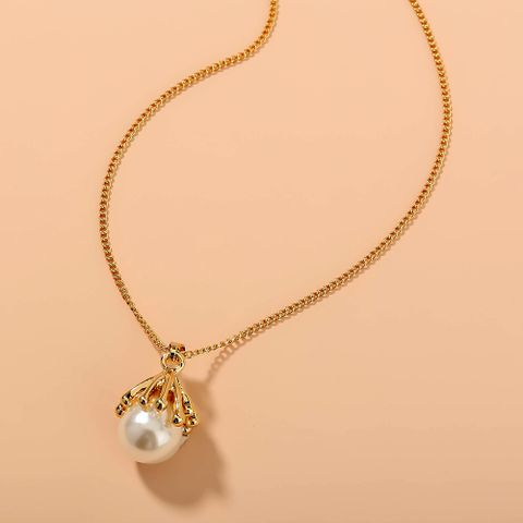 Cute Simple Style Flower Imitation Pearl Women's Pendant Necklace