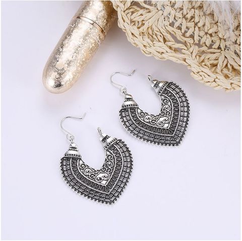 Vintage Style Heart Alloy Plating No Inlaid Earrings 1 Pair