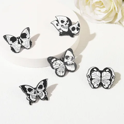 Novelty Butterfly Skull Alloy Stoving Varnish Metal Brooches