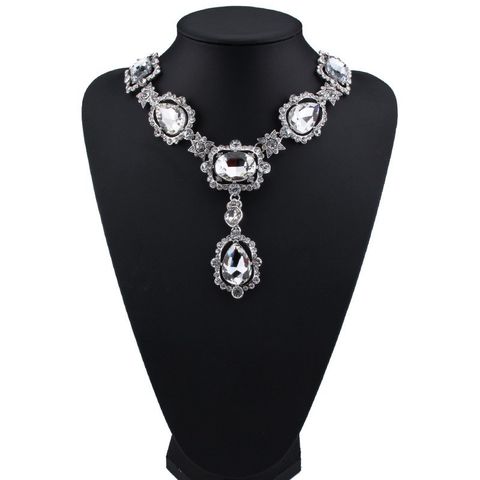 Fashion Geometric Alloy Diamond Rhinestones Necklace