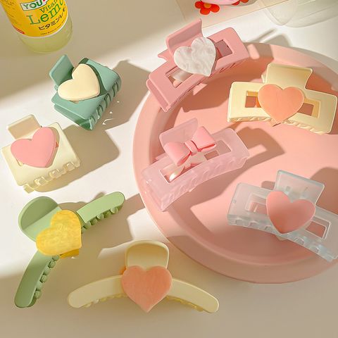 Sweet Heart Shape Bow Knot Plastic Resin Hair Claws