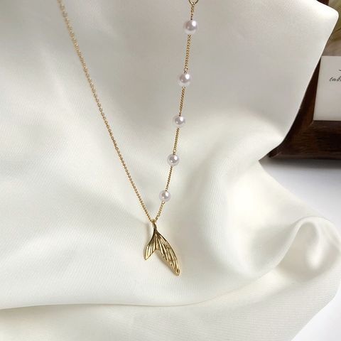 Fashion Fish Tail Alloy Inlay Artificial Pearls Necklace