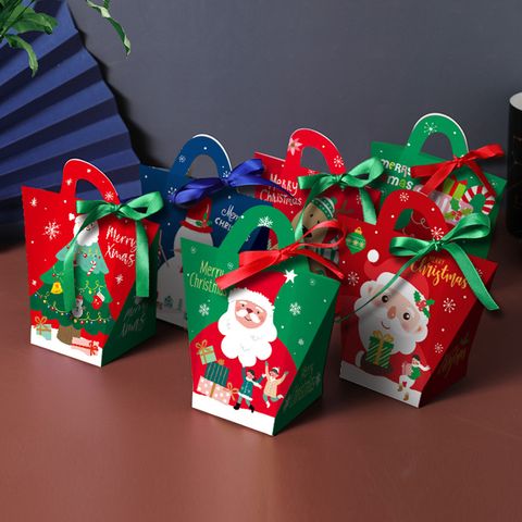 Weihnachten Süß Weihnachtsbaum Weihnachtsmann Papier Gruppe Geschenk Taschen