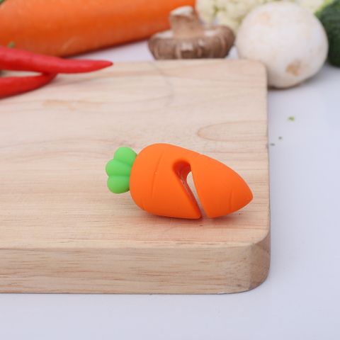 Cute Carrot Silica Gel Cup Holder