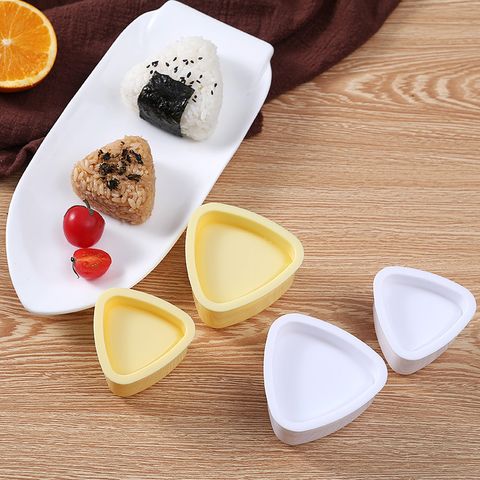 Simple Style Triangle Plastic Kitchen Molds