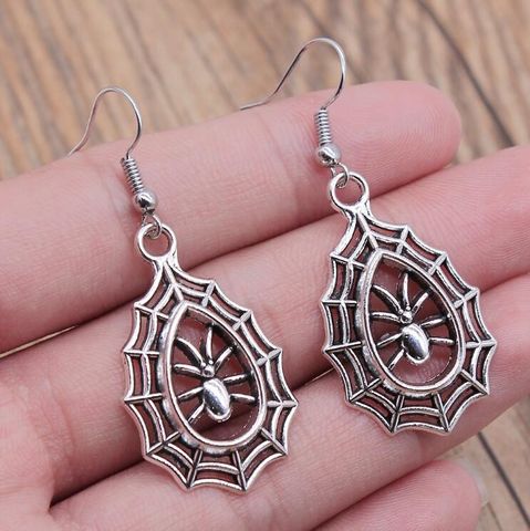 1 Pair Simple Style Spider Spider Web Hollow Out Alloy Ear Hook