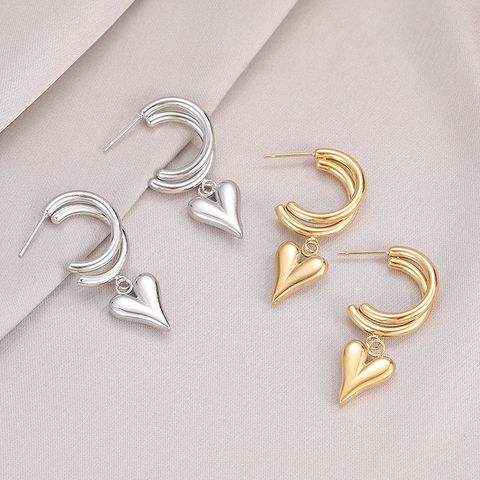 Fashion Heart Shape Titanium Steel Plating Earrings 1 Pair