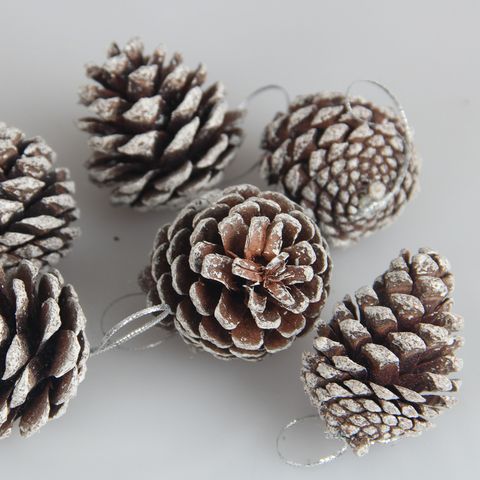 Christmas Retro Pine Cones Wood Party Hanging Ornaments 6 Pieces