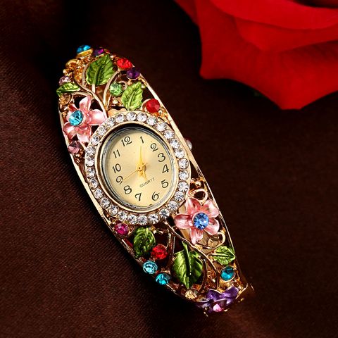 Lujoso Flor Cuarzo Relojes De Mujer