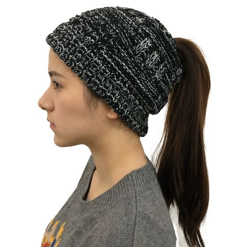 Women's Basic Simple Style Solid Color Eaveless Wool Cap