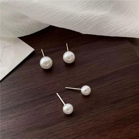 Sweet Ball Alloy Artificial Pearls Women's Ear Studs 1 Pair