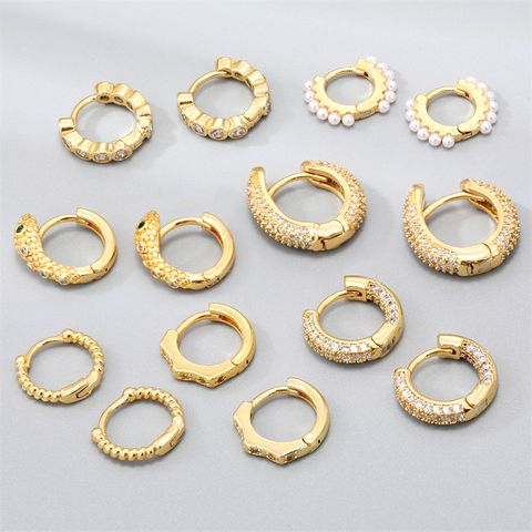 Simple Style Irregular Gold Plated Enamel Artificial Pearls Zircon Women's Hoop Earrings 1 Pair