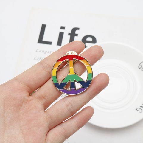 Simple Style Round Alloy Plating Unisex Cartoon Brooches