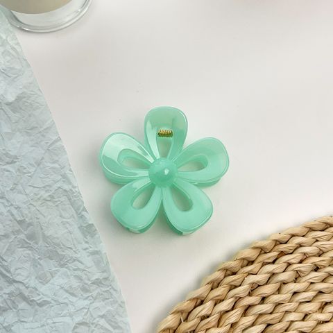 Fashion Flower Plastic Resin Hair Clip 1 Piece