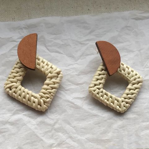 1 Pair Retro Plaid Water Droplets Wood Straw Women's Earrings