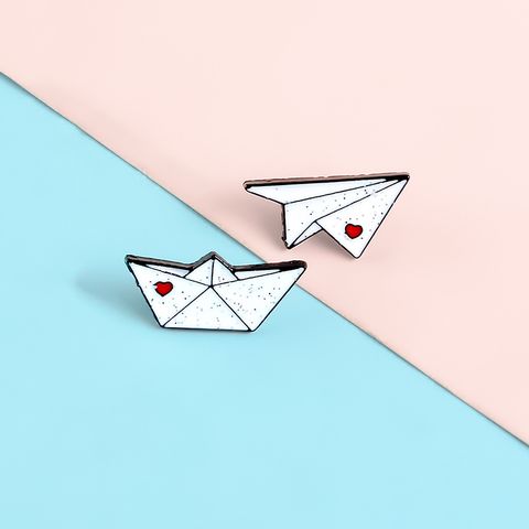Fashion Heart Shape Paper Airplane Ship Alloy Enamel Plating Unisex Brooches
