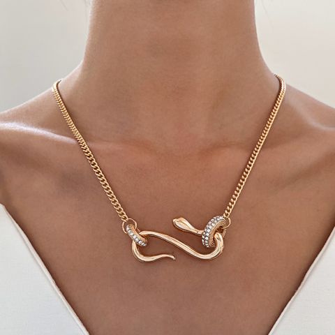 1 Piece Simple Style Snake Alloy Plating Rhinestones 14k Gold Plated Unisex Pendant Necklace