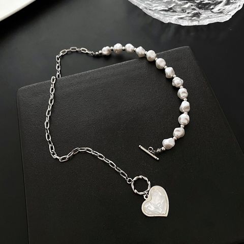 Retro Heart Shape Imitation Pearl Titanium Steel Necklace 1 Piece
