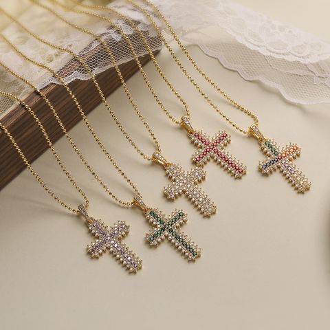 Elegant Einfacher Stil Pendeln Kreuzen Kupfer 18 Karat Vergoldet Zirkon Halskette Mit Anhänger In Masse