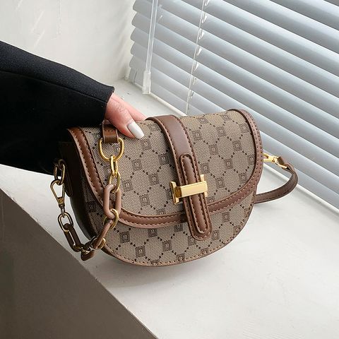 Women's All Seasons Pu Leather Letter Vintage Style Sewing Thread Square Flip Cover Saddle Bag