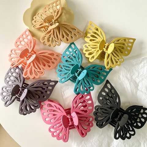 Cute Sweet Butterfly Plastic Stoving Varnish Hair Claws