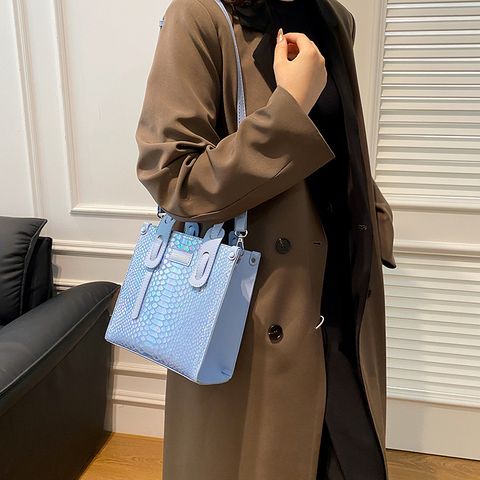 Women's Pu Leather Gradient Color Elegant Classic Style Streetwear Sewing Thread Square Zipper Handbag Square Bag