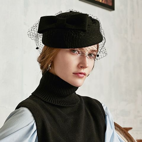 Women's Elegant Retro Solid Color Net Yarn Bowknot Eaveless Fascinator Hats Beret Hat
