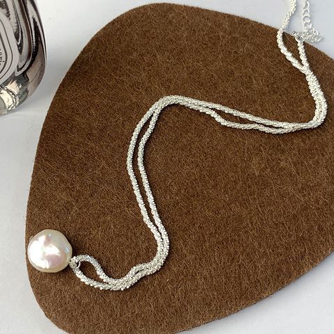 Simple Style Geometric Solid Color Mother Pearl Shellfish Sterling Silver Plating Pendant Necklace