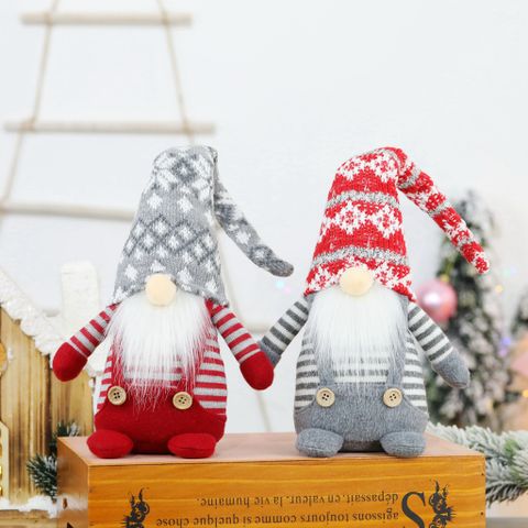 Christmas Cartoon Style Cute Santa Claus Cloth Family Gathering Party Festival Ornaments