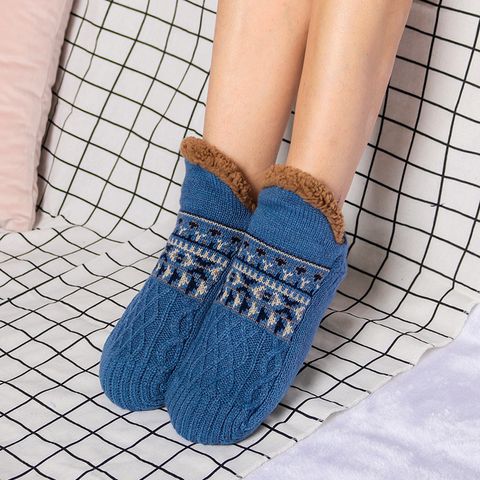 Men's Casual Geometric Polyacrylonitrile Fiber Ankle Socks A Pair