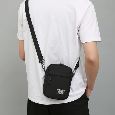 Men's Solid Color Nylon Zipper Crossbody Bag