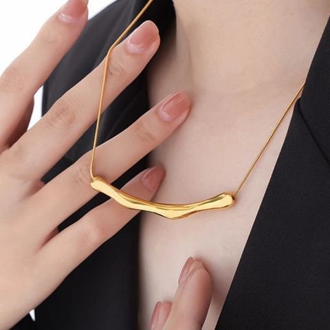 Simple Style Commute Solid Color Stainless Steel Plating 18k Gold Plated Necklace