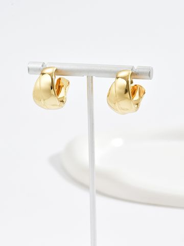 1 Pair Vintage Style Solid Color Alloy Ear Studs