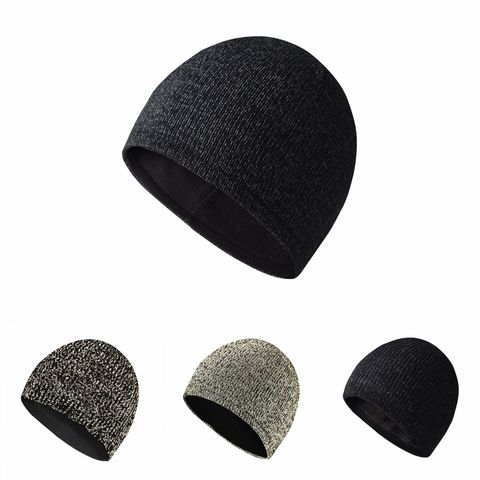 Men's Basic Simple Style Solid Color Reflective Eaveless Wool Cap