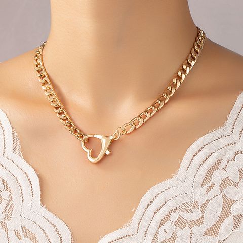Vintage Style Heart Shape Alloy Wholesale Pendant Necklace