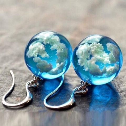 1 Pair Vintage Style Clouds Resin Ear Hook