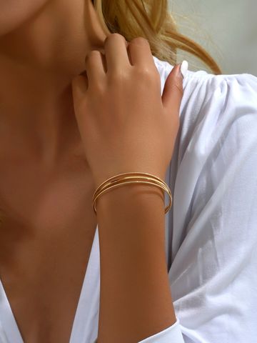 Simple Style Classic Style Solid Color Alloy Women's Cuff Bracelets