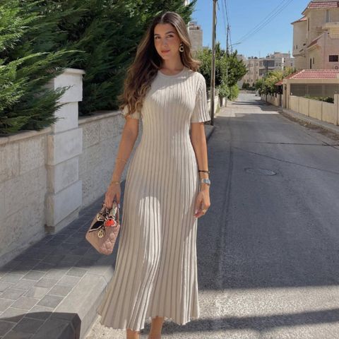 Women's Sweater Dress Simple Style Round Neck Short Sleeve Solid Color Maxi Long Dress Daily Street