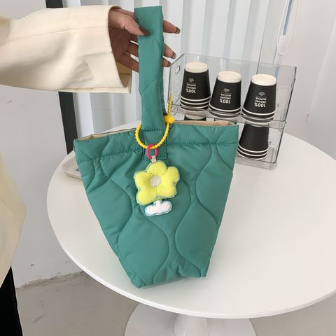 Women's Nylon Lingge Classic Style Sewing Thread Bucket Magnetic Buckle Handbag