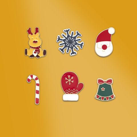 Nordic Style Cute Christmas Santa Claus Snowflake Metal Enamel Women's Brooches