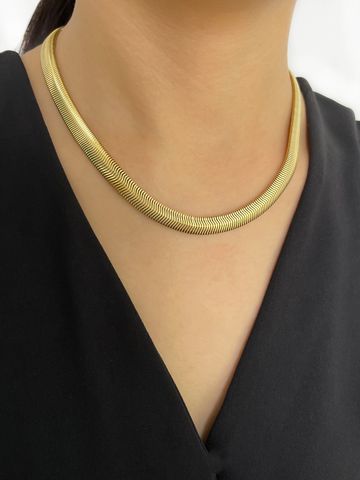 Retro Roman Style Solid Color Stainless Steel Plating 18k Gold Plated Necklace